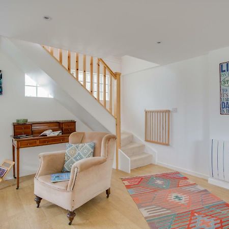 Little England Cottage Milborne Saint Andrew Екстериор снимка